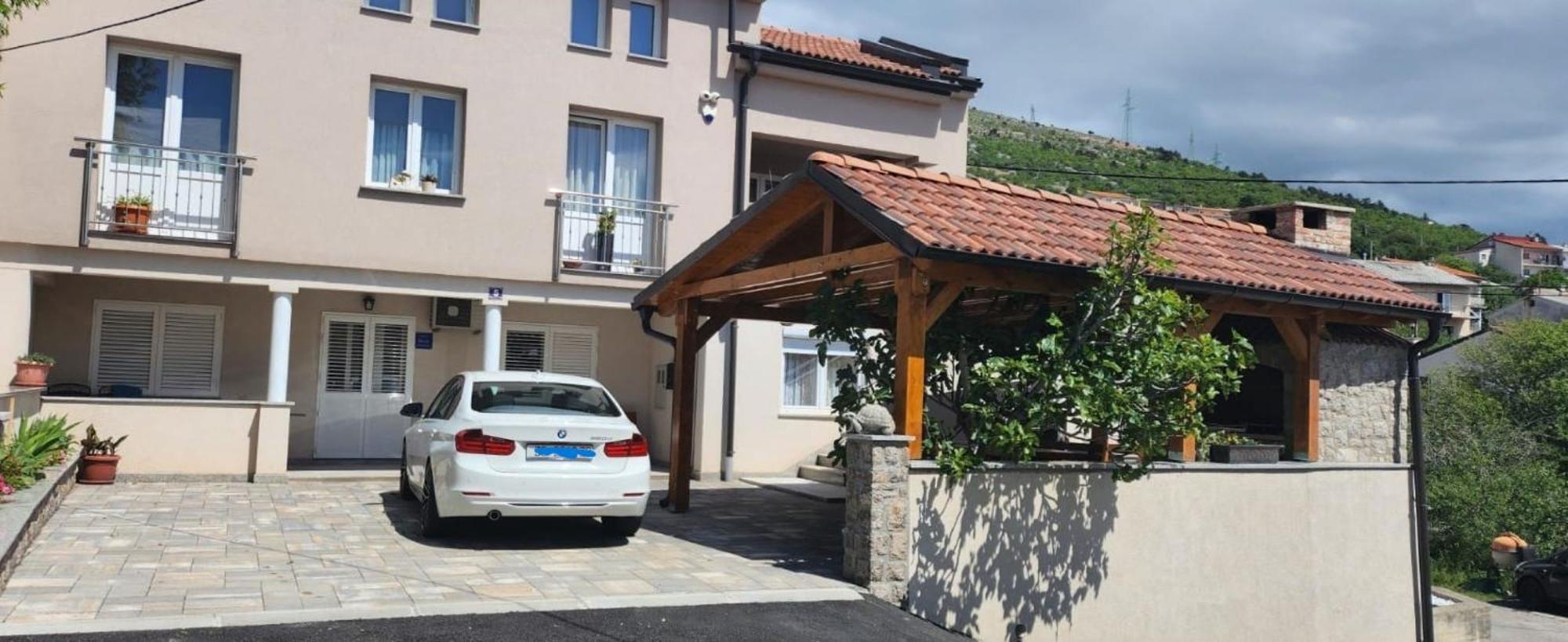 Zora Apartment Сен Екстериор снимка